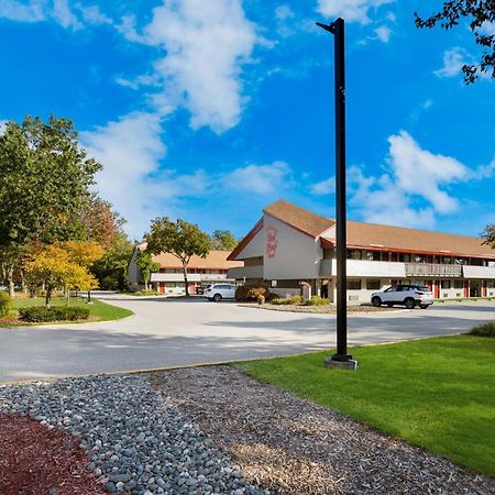 Red Roof Inn Cleveland - Westlake Dış mekan fotoğraf