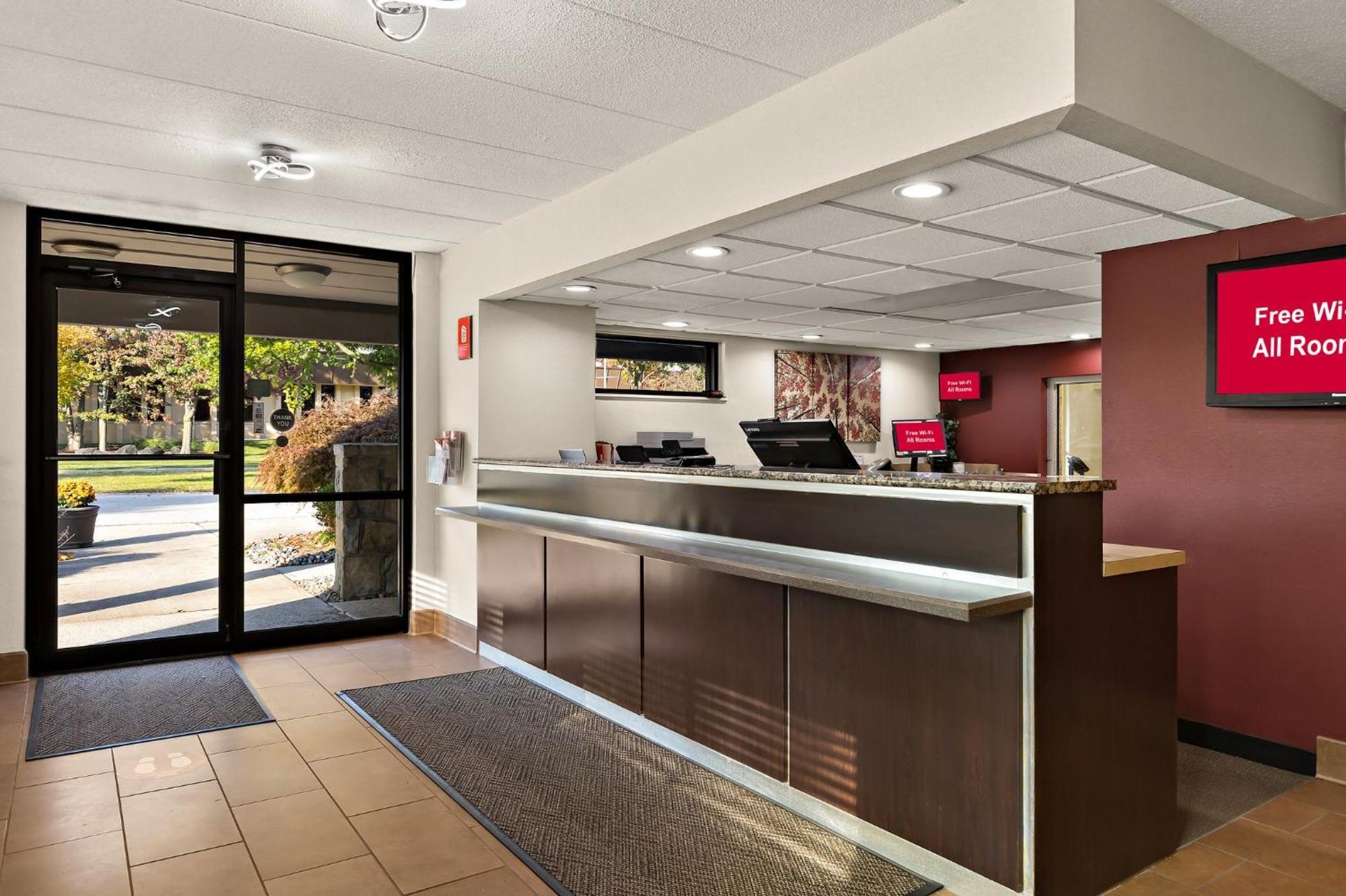 Red Roof Inn Cleveland - Westlake Dış mekan fotoğraf