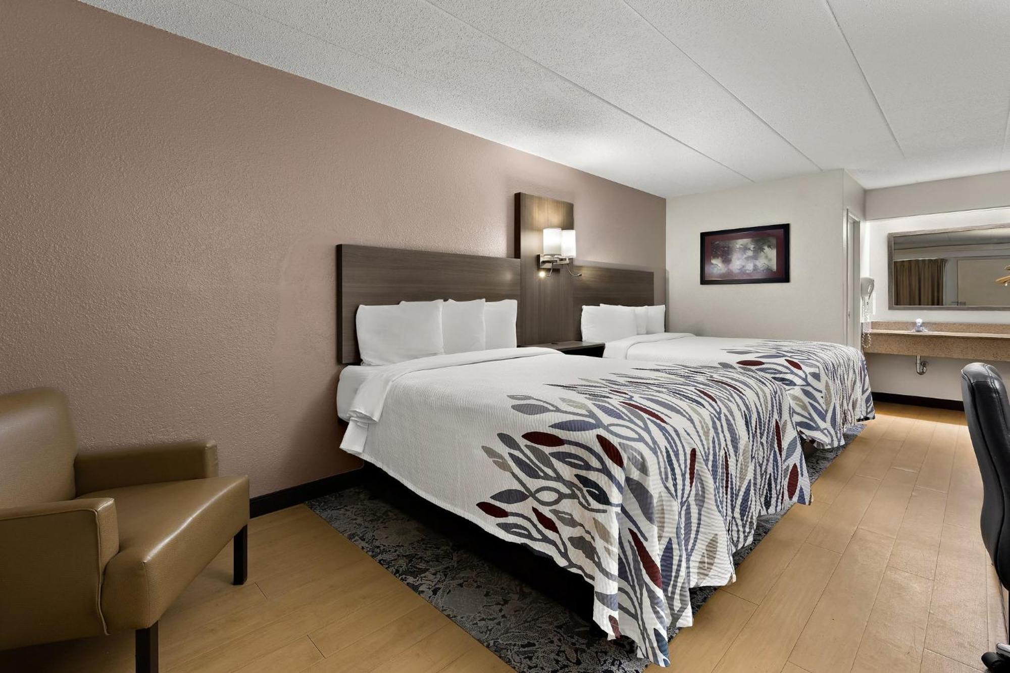 Red Roof Inn Cleveland - Westlake Dış mekan fotoğraf