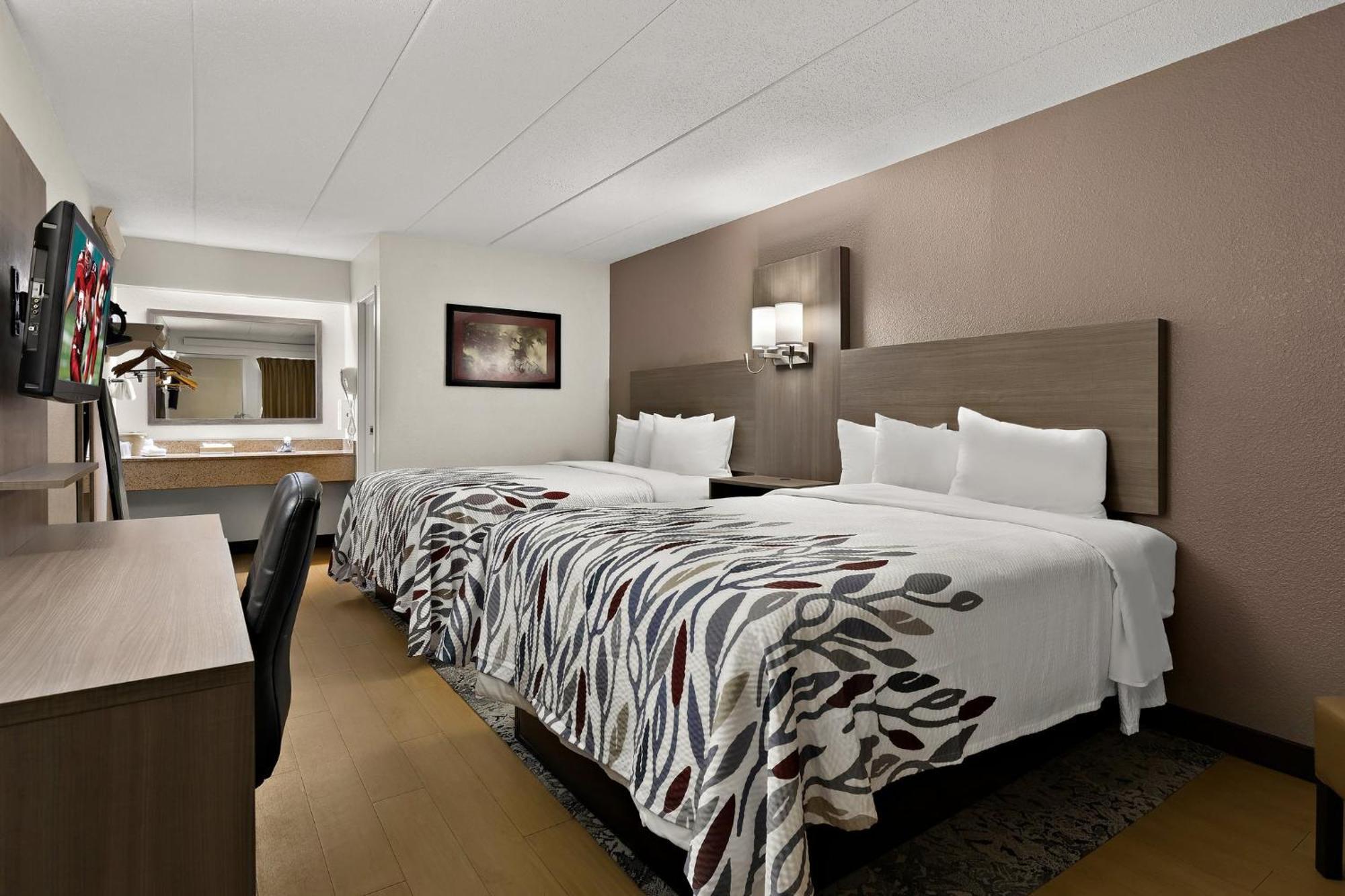 Red Roof Inn Cleveland - Westlake Dış mekan fotoğraf