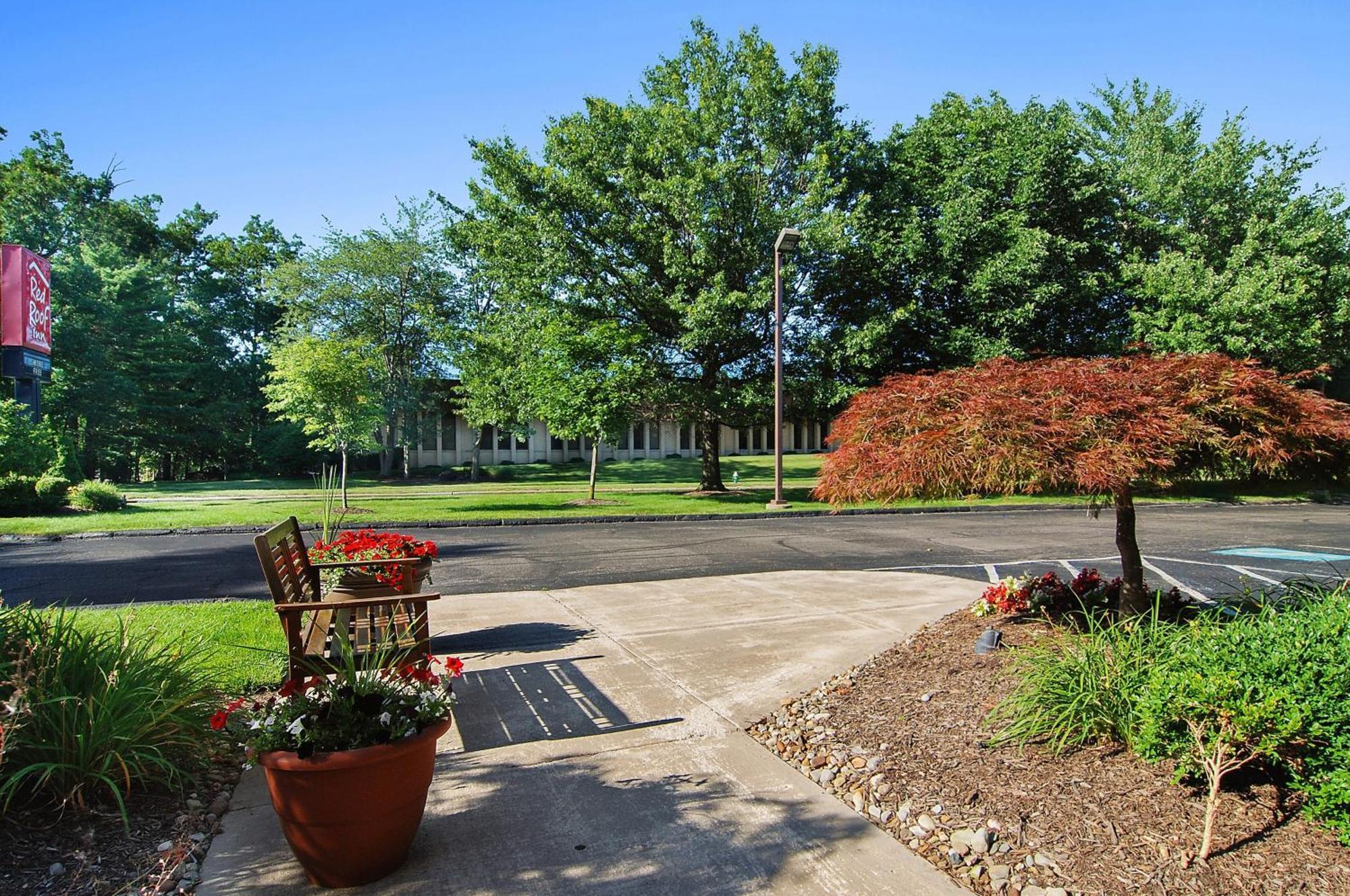 Red Roof Inn Cleveland - Westlake Dış mekan fotoğraf