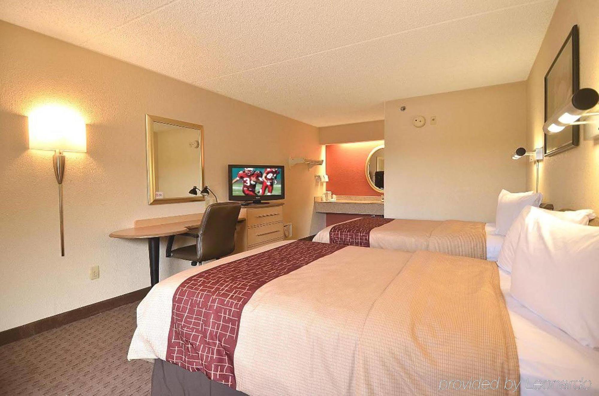 Red Roof Inn Cleveland - Westlake Dış mekan fotoğraf