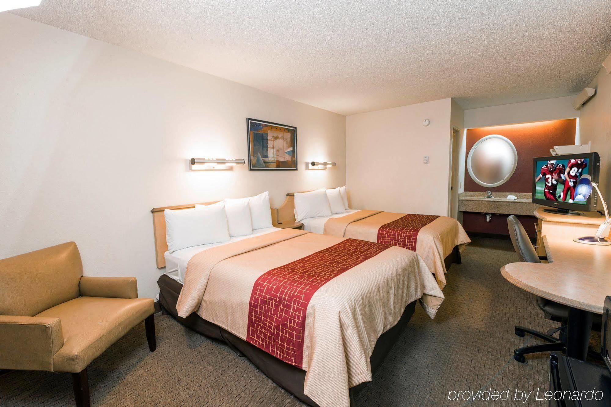 Red Roof Inn Cleveland - Westlake Dış mekan fotoğraf