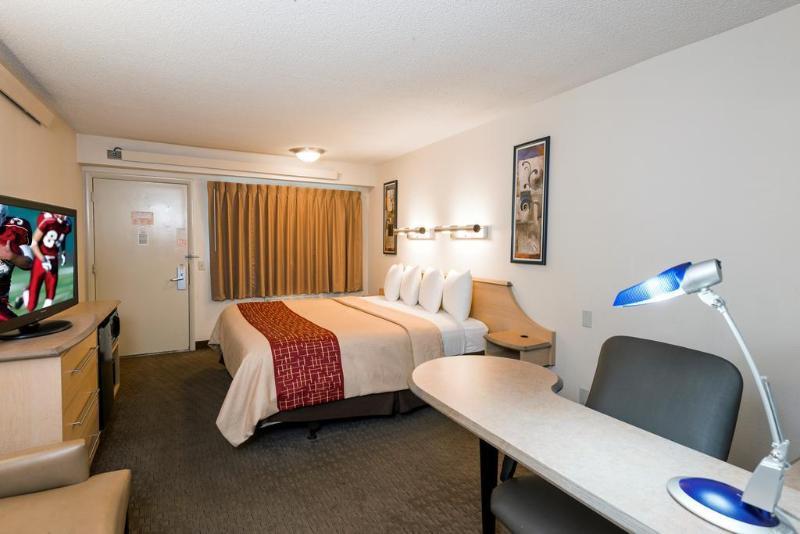 Red Roof Inn Cleveland - Westlake Dış mekan fotoğraf