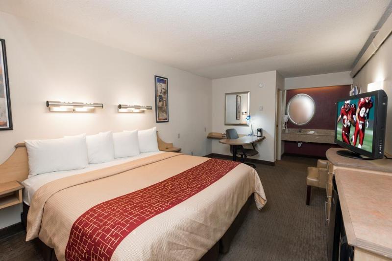 Red Roof Inn Cleveland - Westlake Dış mekan fotoğraf