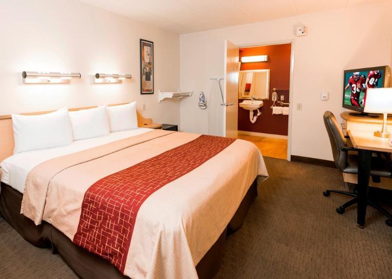 Red Roof Inn Cleveland - Westlake Dış mekan fotoğraf